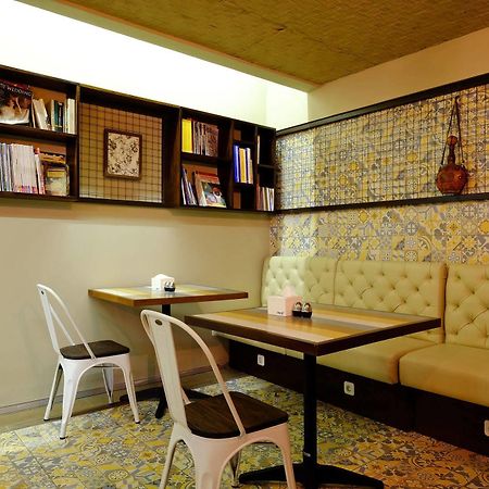 Tibera Hotel Ciumbuleuit Бандунг Экстерьер фото